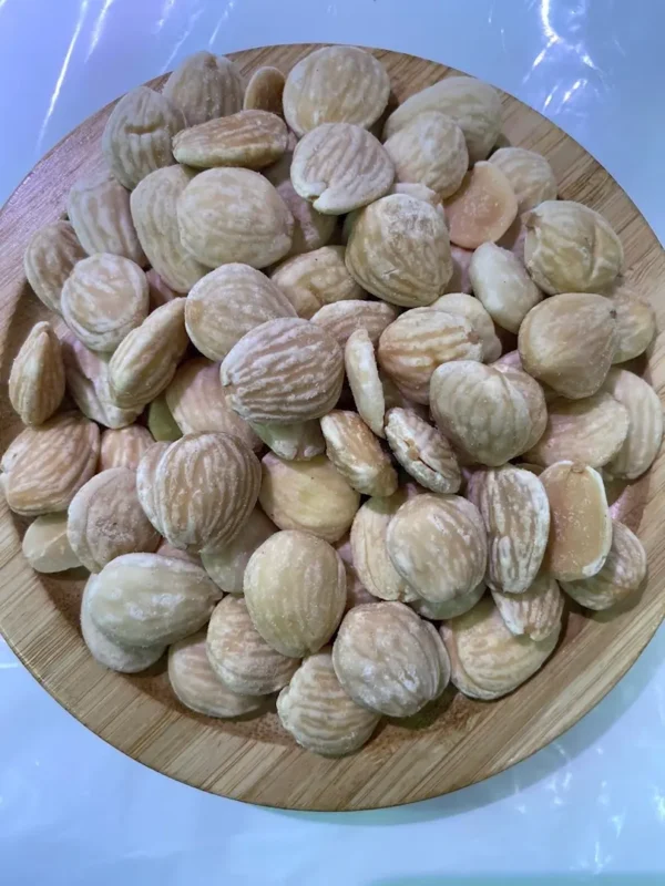 Almendra frita. 180 g. aprox.