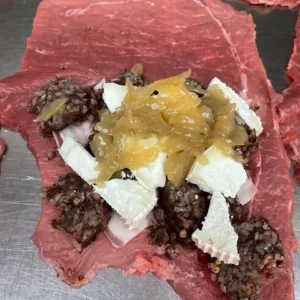 Cachopo de morcilla de Sotillo, rulo de cabra y cebolla caramelizada. 600 g. aprox. POR ENCARGO