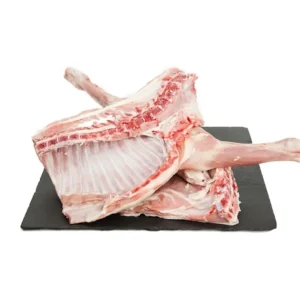 Cordero Lechal con cabeza y asadura 3 - 3.5 kg aprox.