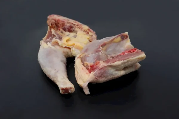Cuartos de gallina. 500 g. aprox.