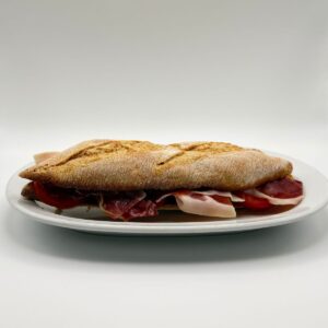 Bocadillo de Jamón c/tomate
