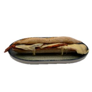 Bocadillo de Lomo con queso