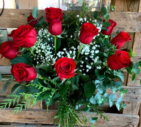 Modelo: ROSAS ROJAS tallo largo