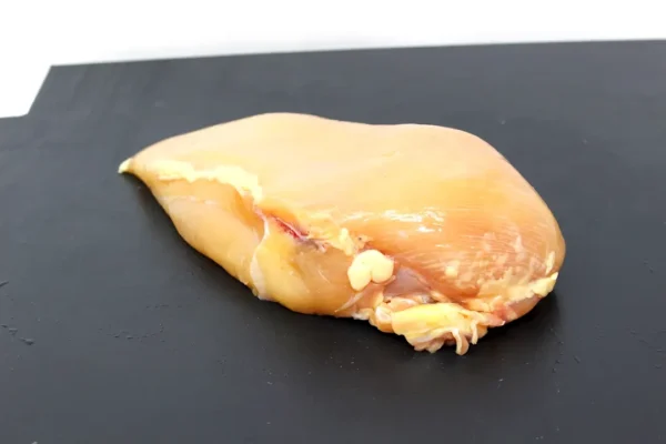 Pechuga de pollo de corral. 500 g. aprox.