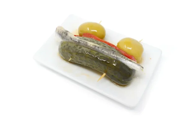 Pincho de pepino relleno de boquerón con pimiento y gordal 250 g. aprox