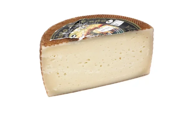 Queso de oveja artesano viejo Cristo del Prado. 250 g. aprox.