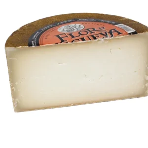 Queso semicurado la Flor de Esgueva.250 g. aprox.
